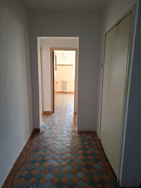 Piata Progresul, Sector 5.